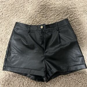 Shein faux leather shorts sz Large